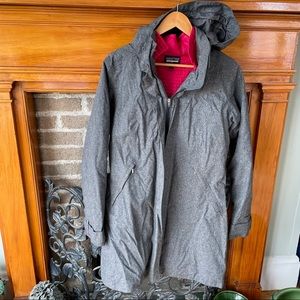 Patagonia Women’s Vosque 3-in-1 Parka coat jacket size medium gray/pink